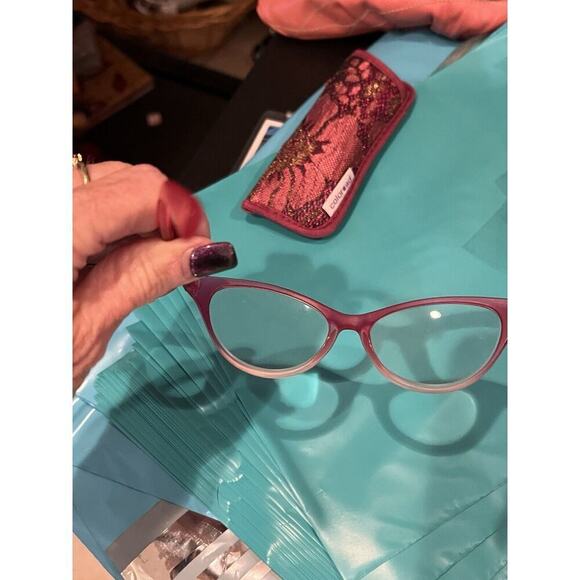 Betsey Johnson Pink Rim Eye Glasses Readers Lenses +2.50 Cat Eye Reading Glasses - Picture 3 of 5